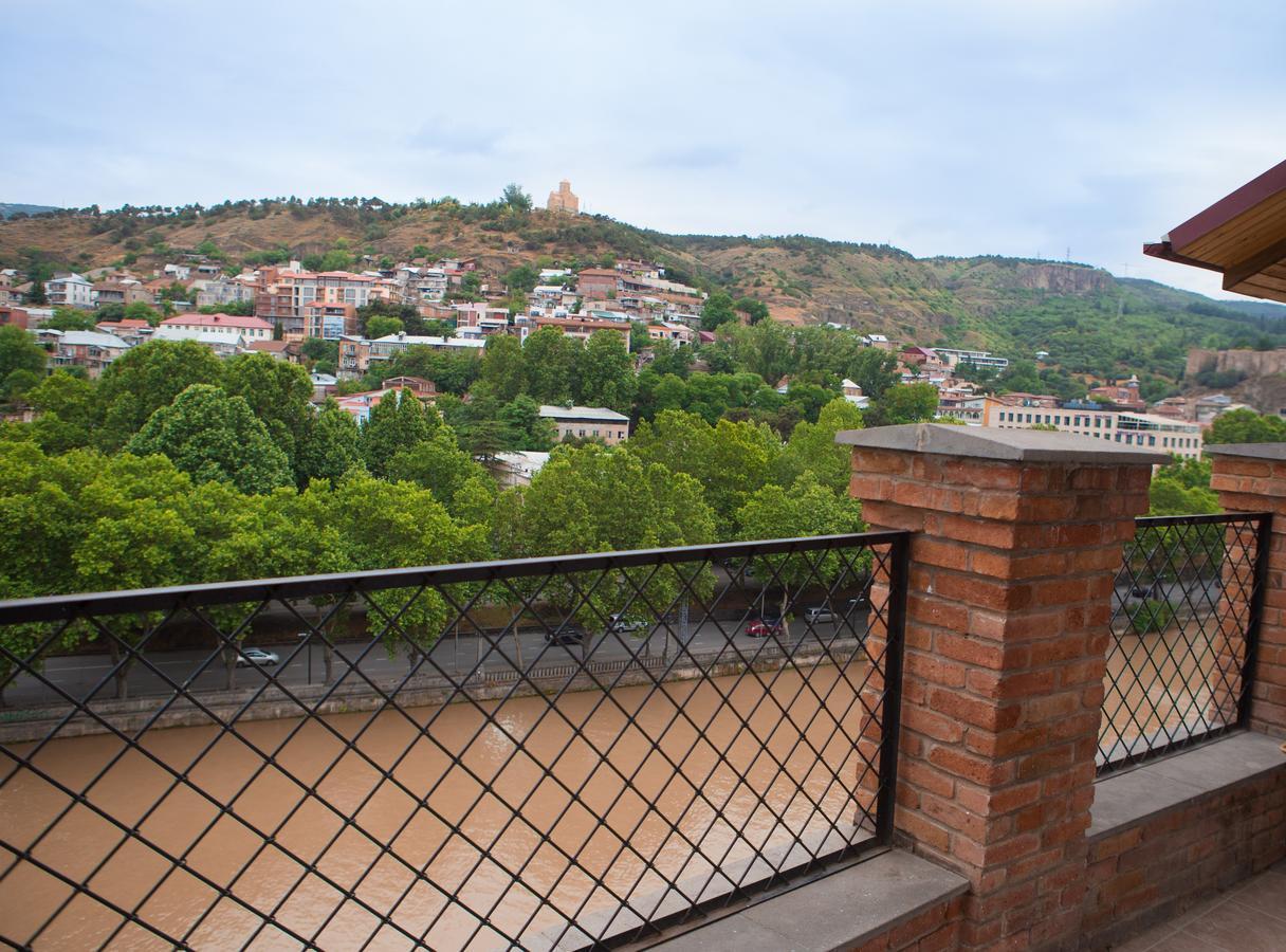 Metekhi Ubani'S Guesthouse Tbiliszi Kültér fotó