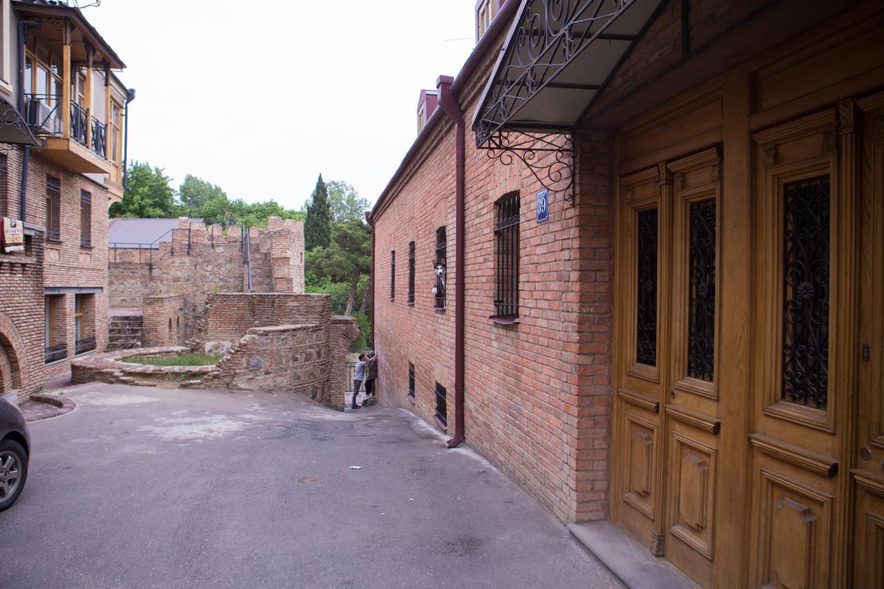 Metekhi Ubani'S Guesthouse Tbiliszi Kültér fotó